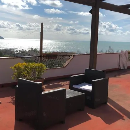 Bed & Breakfast Terrazza Mare *