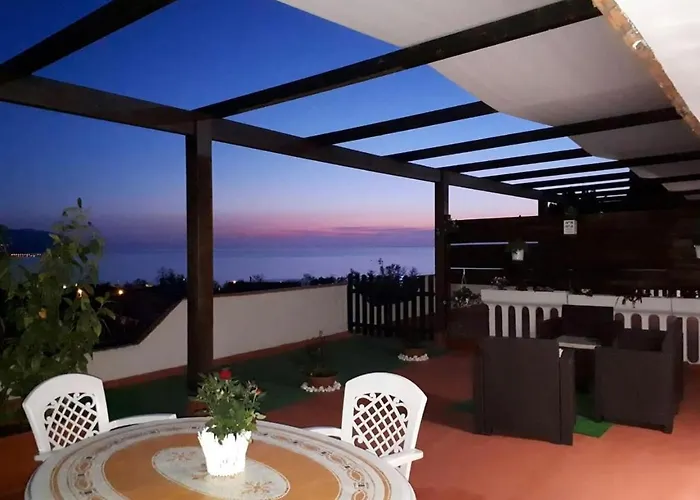 Alojamento de Acomodação e Pequeno-almoço Terrazza Mare